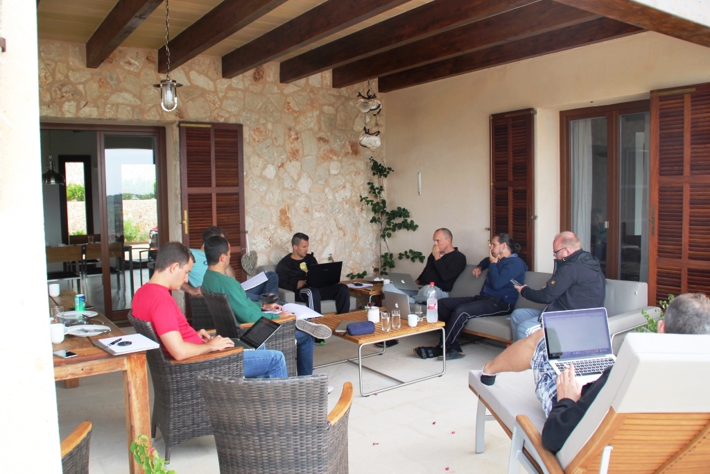 Online-Marketing .Mastermind-Treffen auf Mallorca (Finca Hasta La Vista) mit Oliver Pfeil